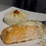 Pavé de saumon en bonne compagnie Pavé de saumon en bonne compagnie
